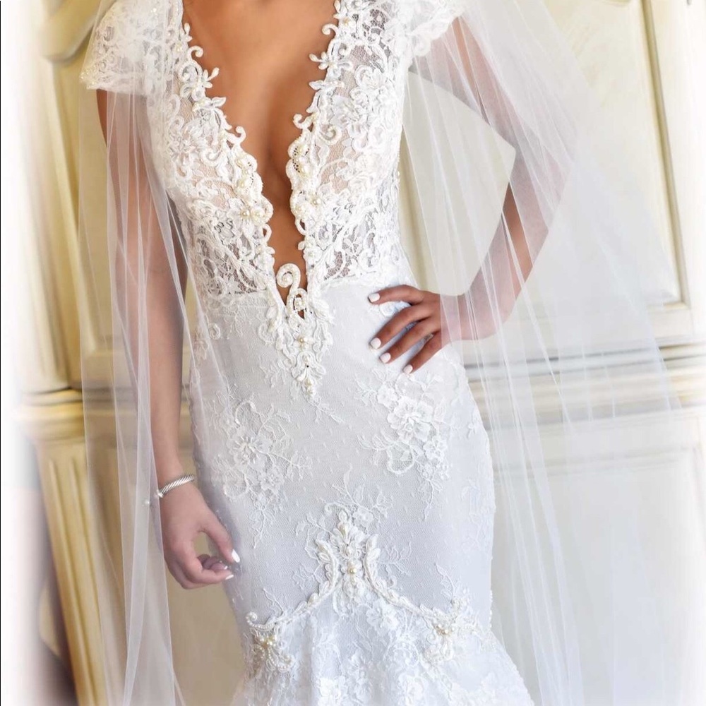 Berta Wedding gown